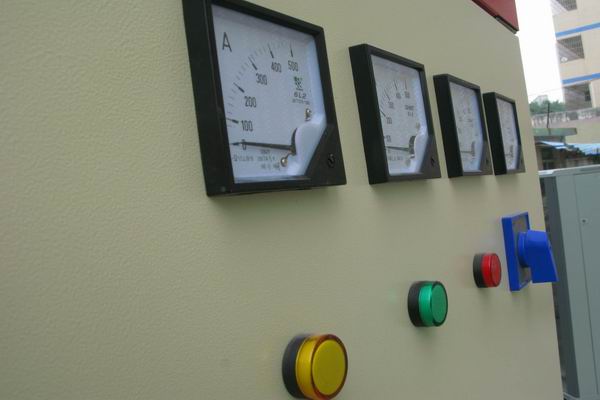 遂川配电柜-3683讲讲配电柜注意事项